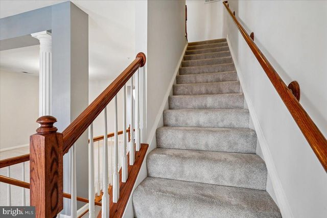 7481 BRUNSON CIR, Gainesville, VA 20155