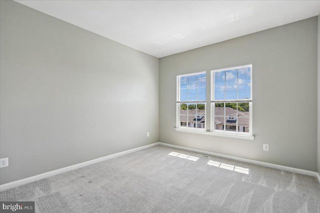 7481 BRUNSON CIR, Gainesville, VA 20155