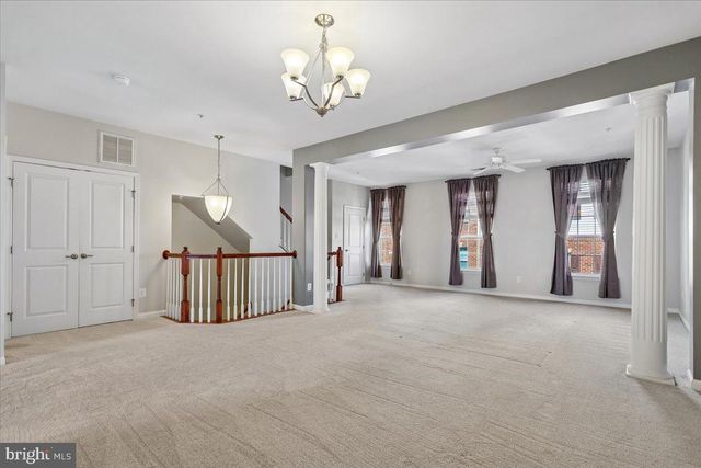 7481 BRUNSON CIR, Gainesville, VA 20155