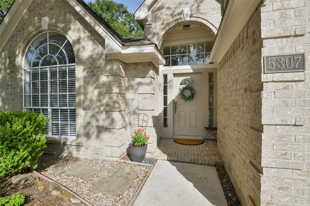 5307 Aspen Lake Court, Houston, TX 77345