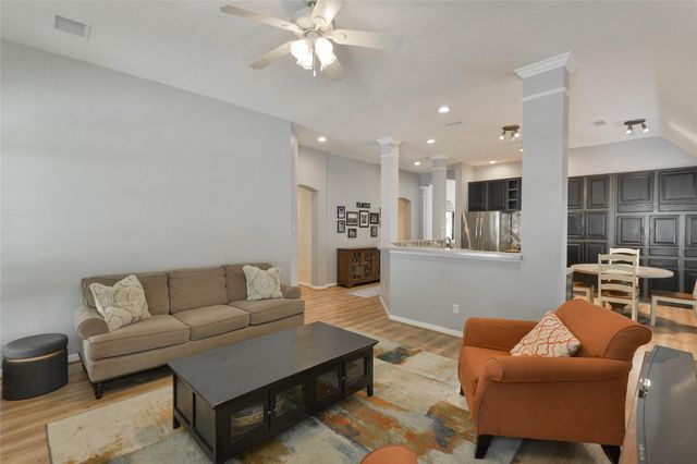 5307 Aspen Lake Court, Houston, TX 77345