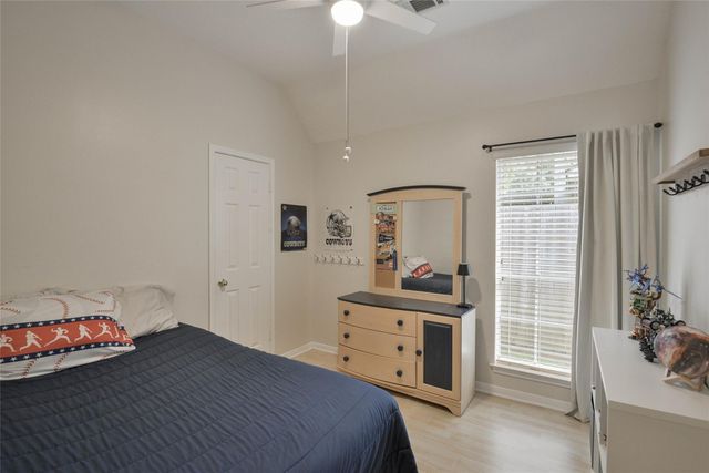 5307 Aspen Lake Court, Houston, TX 77345
