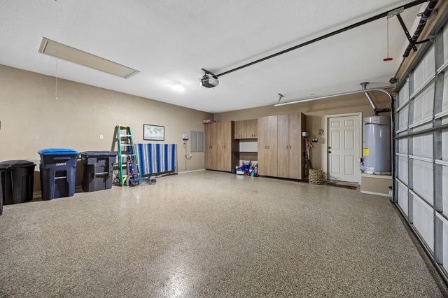 837 Thomas Crossing Drive, Fort Worth, TX 76028