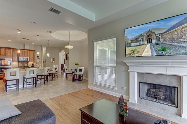 105 Arbors CIR, Elgin, TX 78621