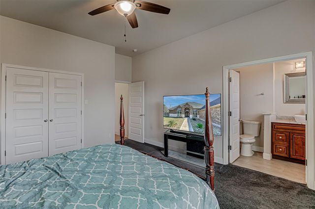 105 Arbors CIR, Elgin, TX 78621