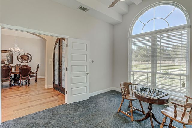 105 Arbors CIR, Elgin, TX 78621