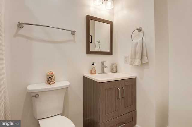 406 YALE DR, Alexandria, VA 22314