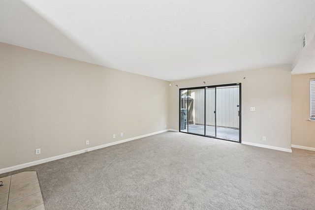 8501 Center Pkwy, Sacramento, CA 95823