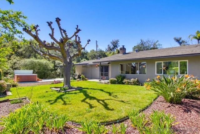 2824 Olive Hill Road, Fallbrook, CA 92028