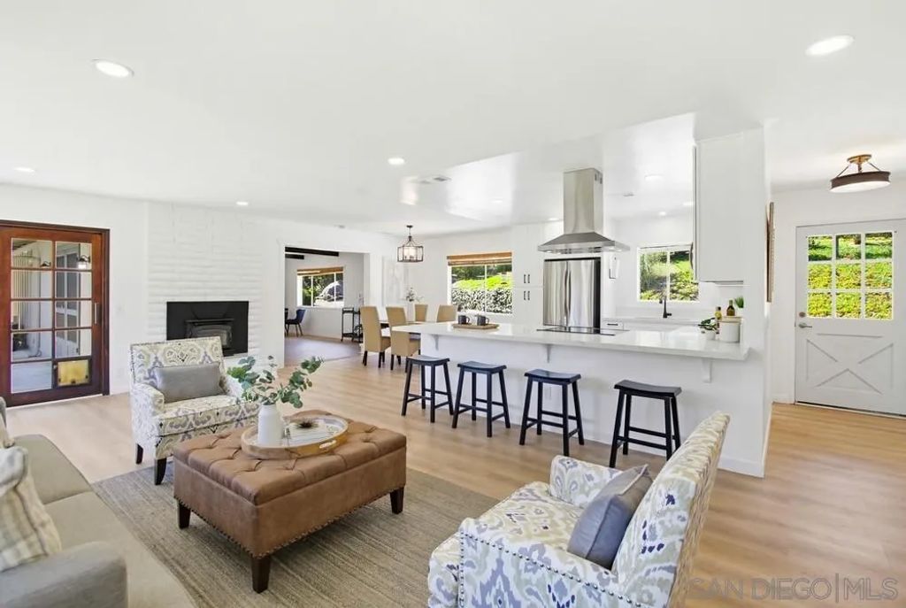 2824 Olive Hill Road, Fallbrook, CA 92028