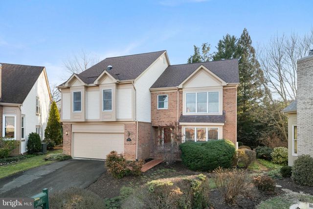 3402 WALNUT HILL CT, Falls Church, VA 22042