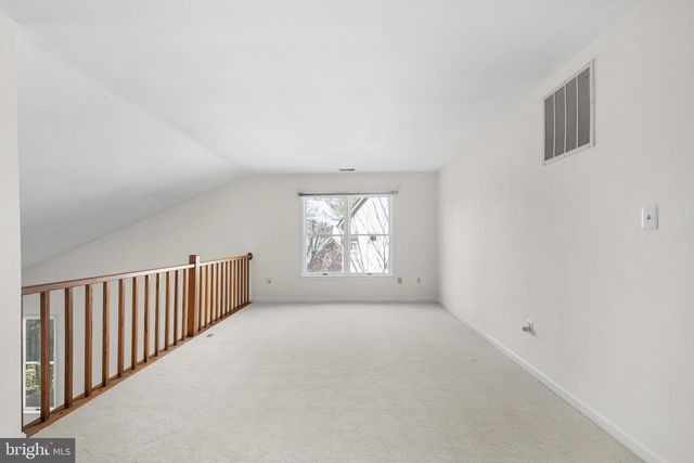 3402 WALNUT HILL CT, Falls Church, VA 22042