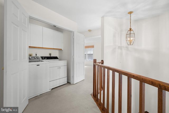 3402 WALNUT HILL CT, Falls Church, VA 22042