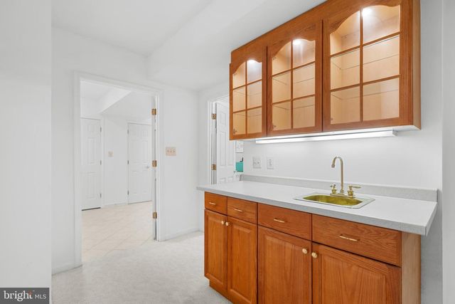 3402 WALNUT HILL CT, Falls Church, VA 22042