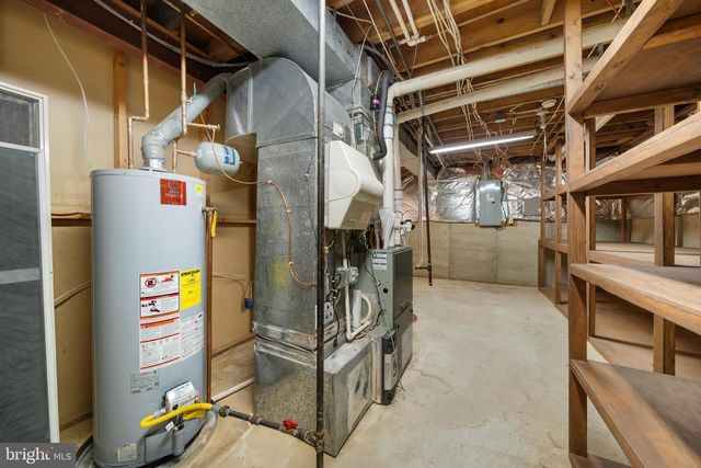 3402 WALNUT HILL CT, Falls Church, VA 22042