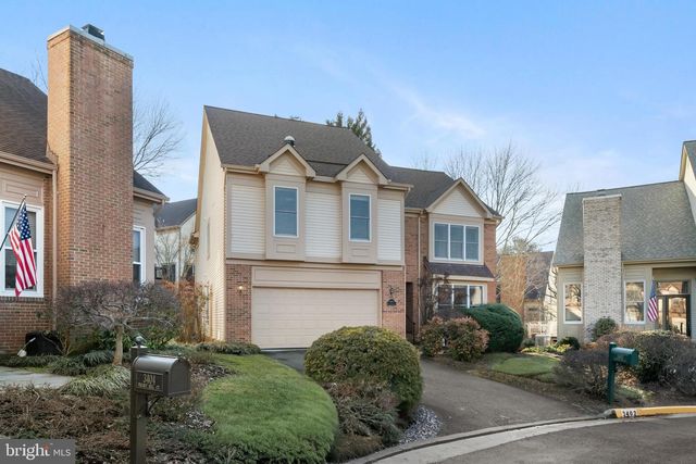 3402 WALNUT HILL CT, Falls Church, VA 22042