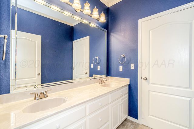 7712 Pineridge Drive, Amarillo, TX 79119