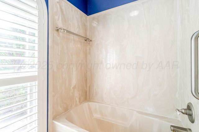 7712 Pineridge Drive, Amarillo, TX 79119