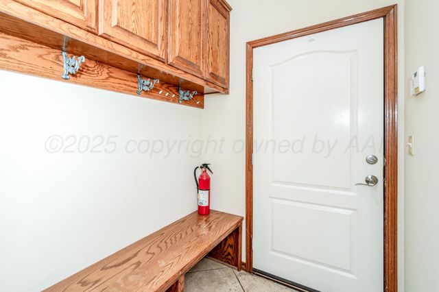 7712 Pineridge Drive, Amarillo, TX 79119