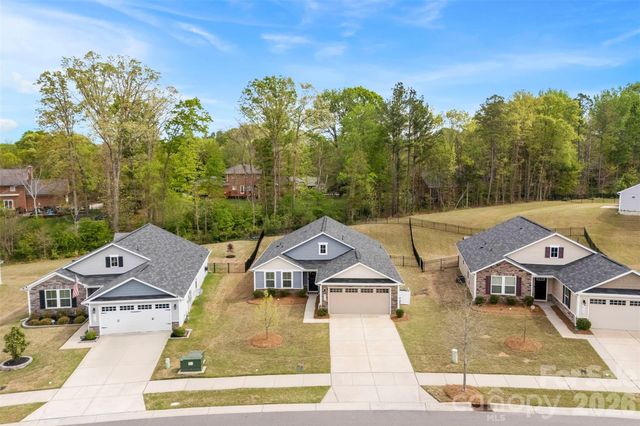 4523 Hunton Dale Road NW, Concord, NC 28027