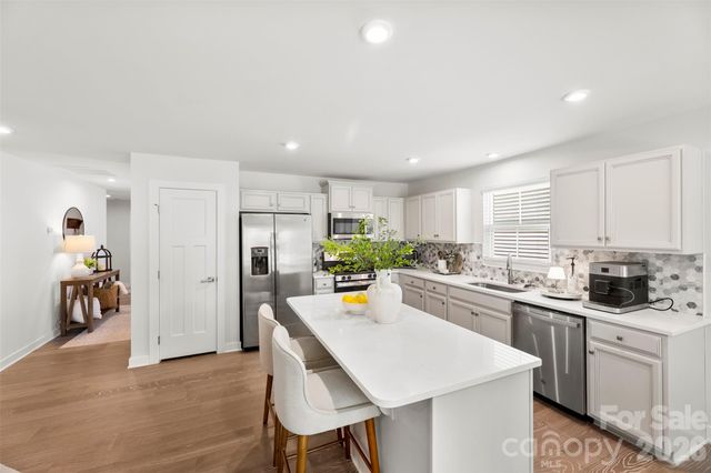 4523 Hunton Dale Road NW, Concord, NC 28027