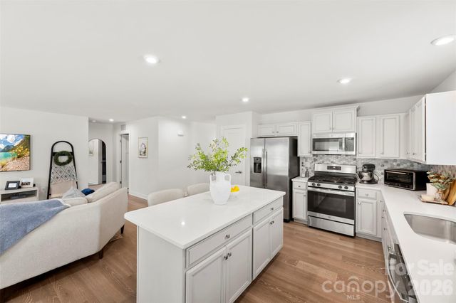 4523 Hunton Dale Road NW, Concord, NC 28027