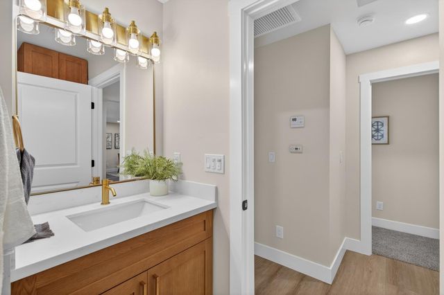 3241 Northwood, Sacramento, CA 95821