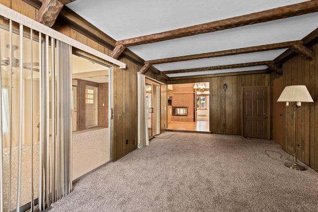 219 Ottawa Drive, Troy, MI 48085