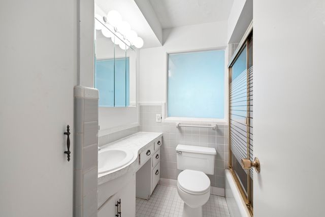 219 Ottawa Drive, Troy, MI 48085