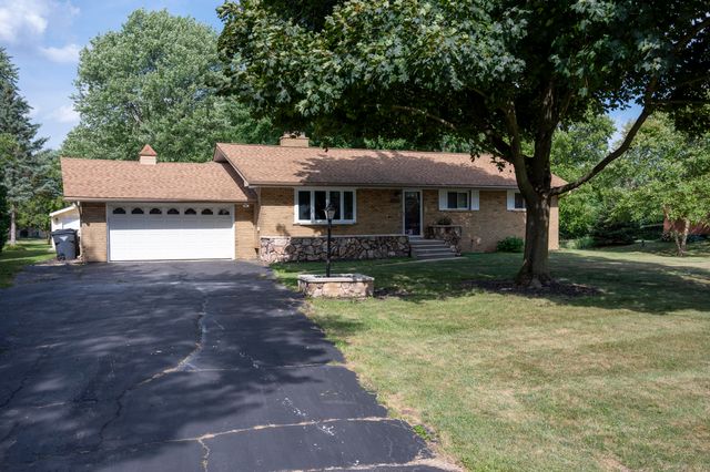 219 Ottawa Drive, Troy, MI 48085