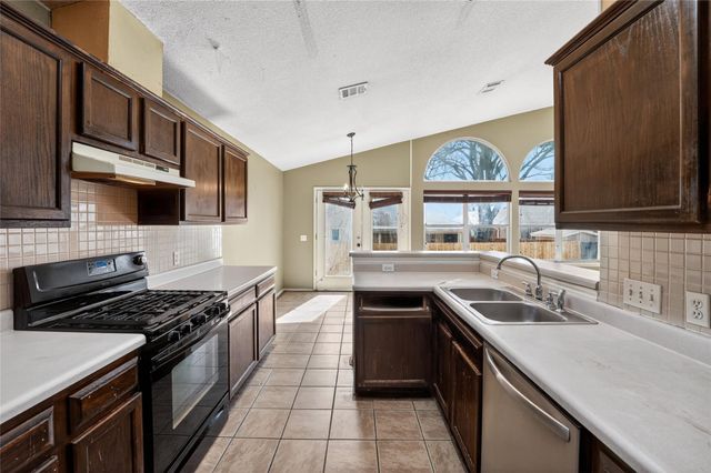 16803 Dorman DR, Round Rock, TX 78681