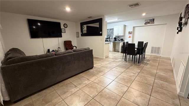 6014 SANTA MONICA DRIVE, Tampa, FL 33615