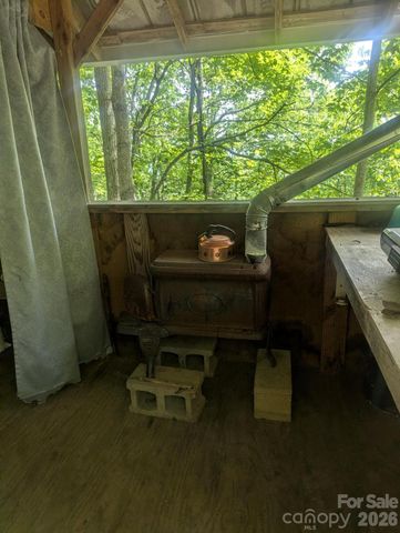 1662 Penley Road, Lenoir, NC 28645