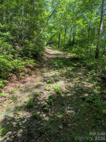 1662 Penley Road, Lenoir, NC 28645