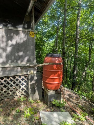 1662 Penley Road, Lenoir, NC 28645