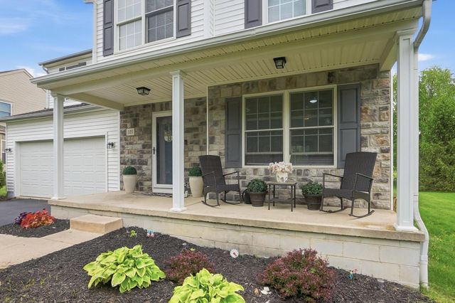 321 Amber Light Circle, Delaware, OH 43015