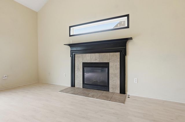 321 Amber Light Circle, Delaware, OH 43015