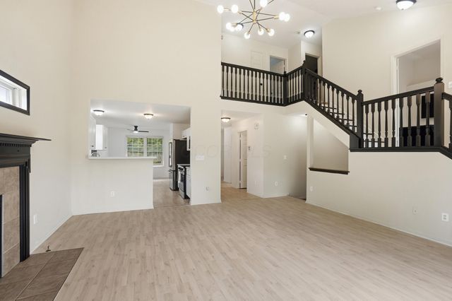 321 Amber Light Circle, Delaware, OH 43015