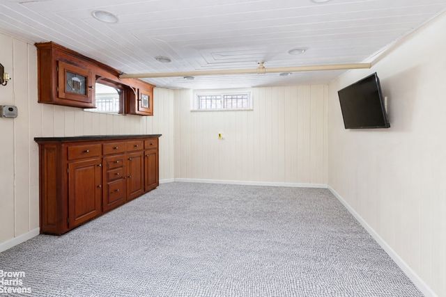 1917 GLENWOOD Road, New York City, NY 11230