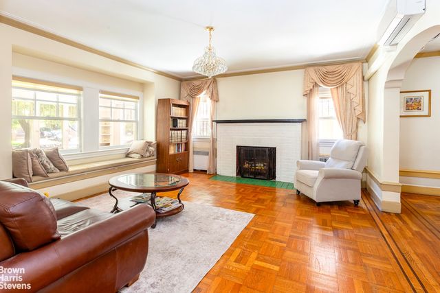 1917 GLENWOOD Road, New York City, NY 11230