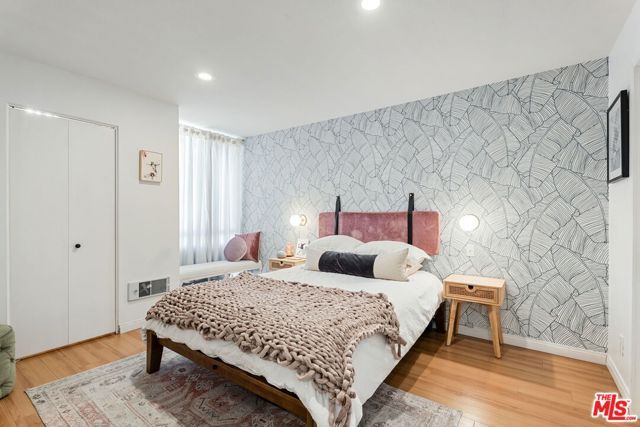 525 S Ardmore Avenue 221, Los Angeles, CA 90020