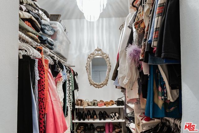 525 S Ardmore Avenue 221, Los Angeles, CA 90020