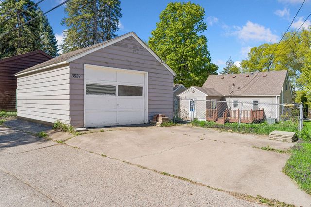 3537 Valley Street NE, Minneapolis, MN 55418