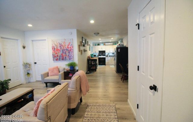 729 S High Avenue A & B, Joplin, MO 64801