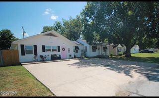 729 S High Avenue A & B, Joplin, MO 64801