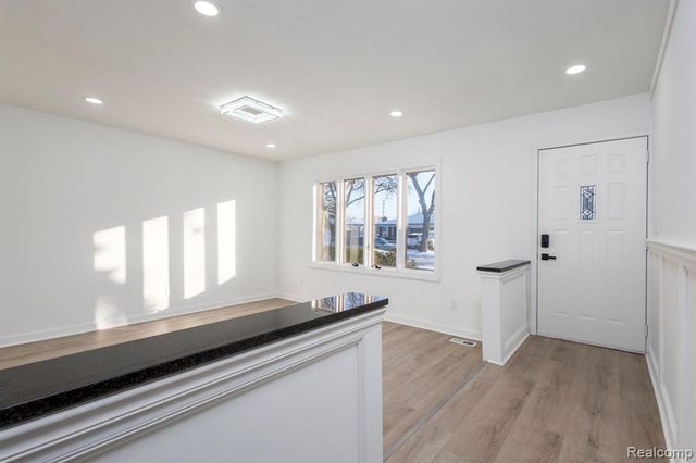 2703 Downey Drive, Troy, MI 48083