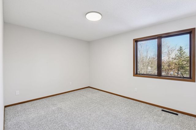 3664 Abbey Way D, Eagan, MN 55123