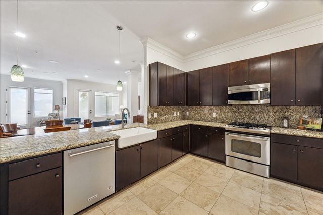 510 Lovett Boulevard 310, Houston, TX 77006