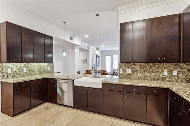 510 Lovett Boulevard 310, Houston, TX 77006