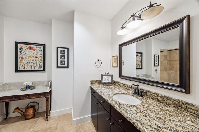 510 Lovett Boulevard 310, Houston, TX 77006